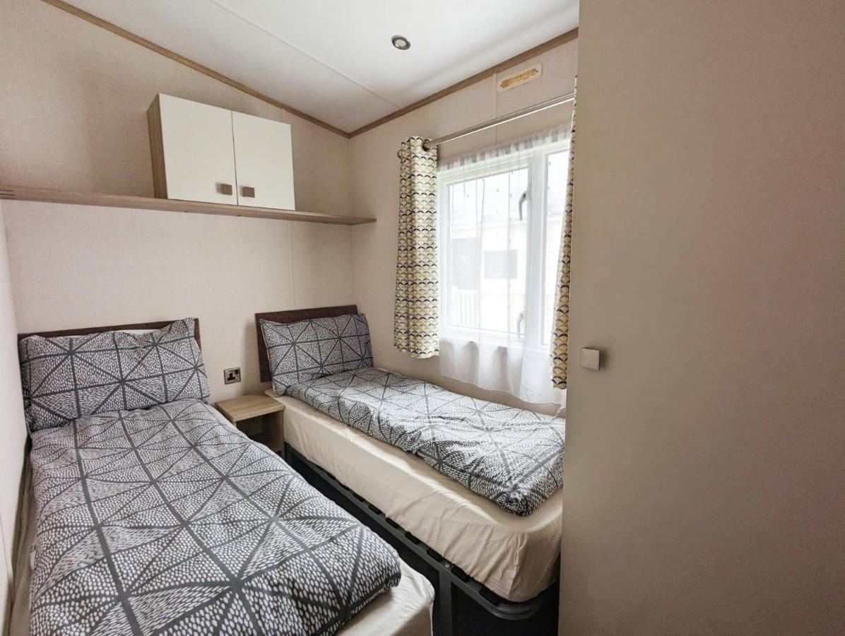 Willa Caravan In The Cotswolds Cirencester Zewnętrze zdjęcie